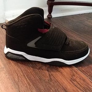 Mens/ womens sneakers